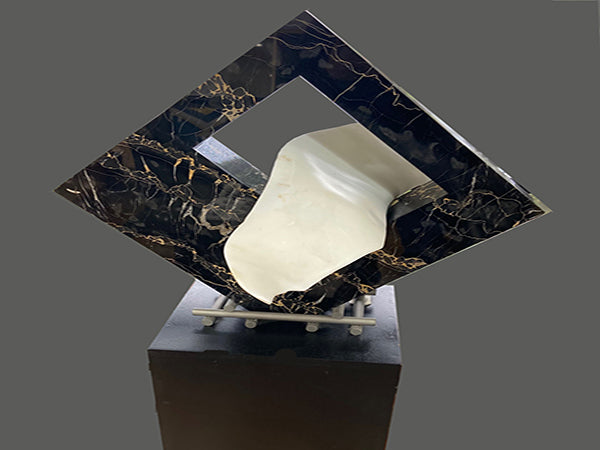 ROGER MCFARLANE & REPRESENTED ARTISTS | CHRISTMAS 2023